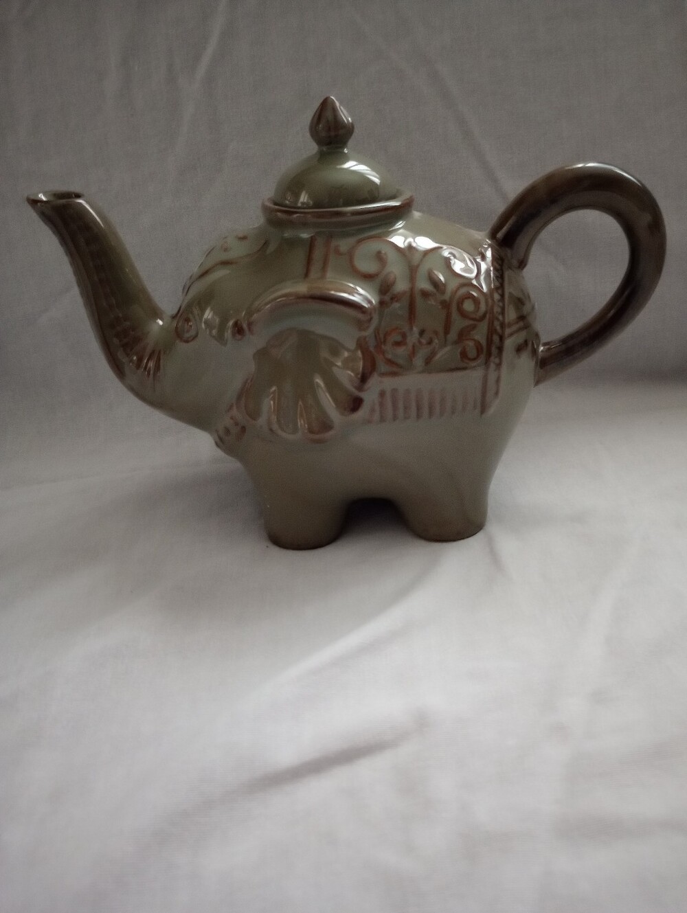 Pier 1 Imports Distressed Gray/Green Embossed Stoneware Elephant Teapot & Lid